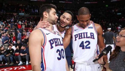  曼联拉什福德替补登场绝杀升班马谢菲联