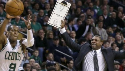  波尔多功勋教练下课引发动荡  