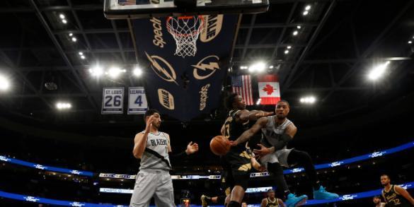  独行侠角色球员发威击败爵士稳固西部前列  