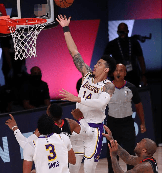  图卢兹替补奇兵建功客场逼平卫冕冠军里尔